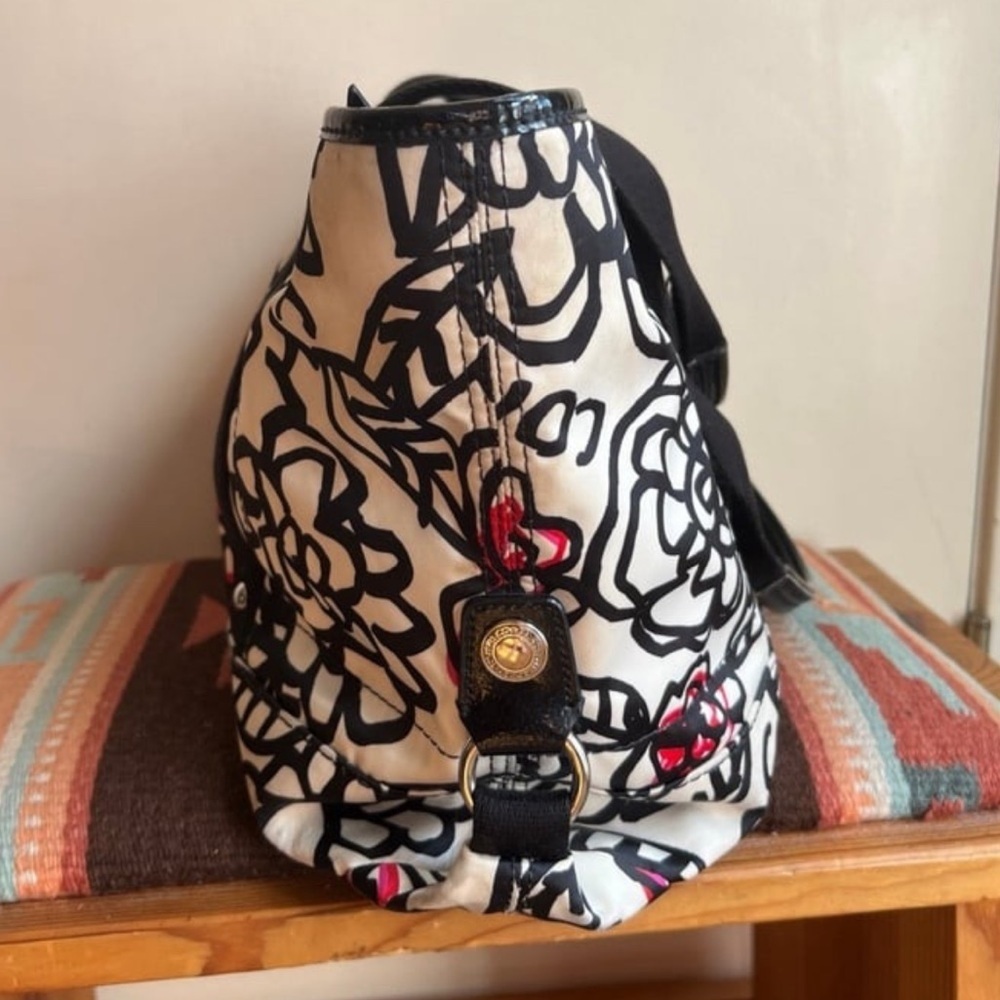 Coach Y2K Poppy Daisy Floral Graffiti Print Black Pink White Tote Bag Vintage - Picture 5 of 12